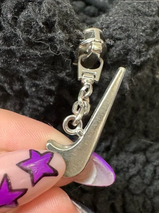 Nike Swoosh embroidered black Sherpa Teddy zip up Jacket - Picture 4 of 11